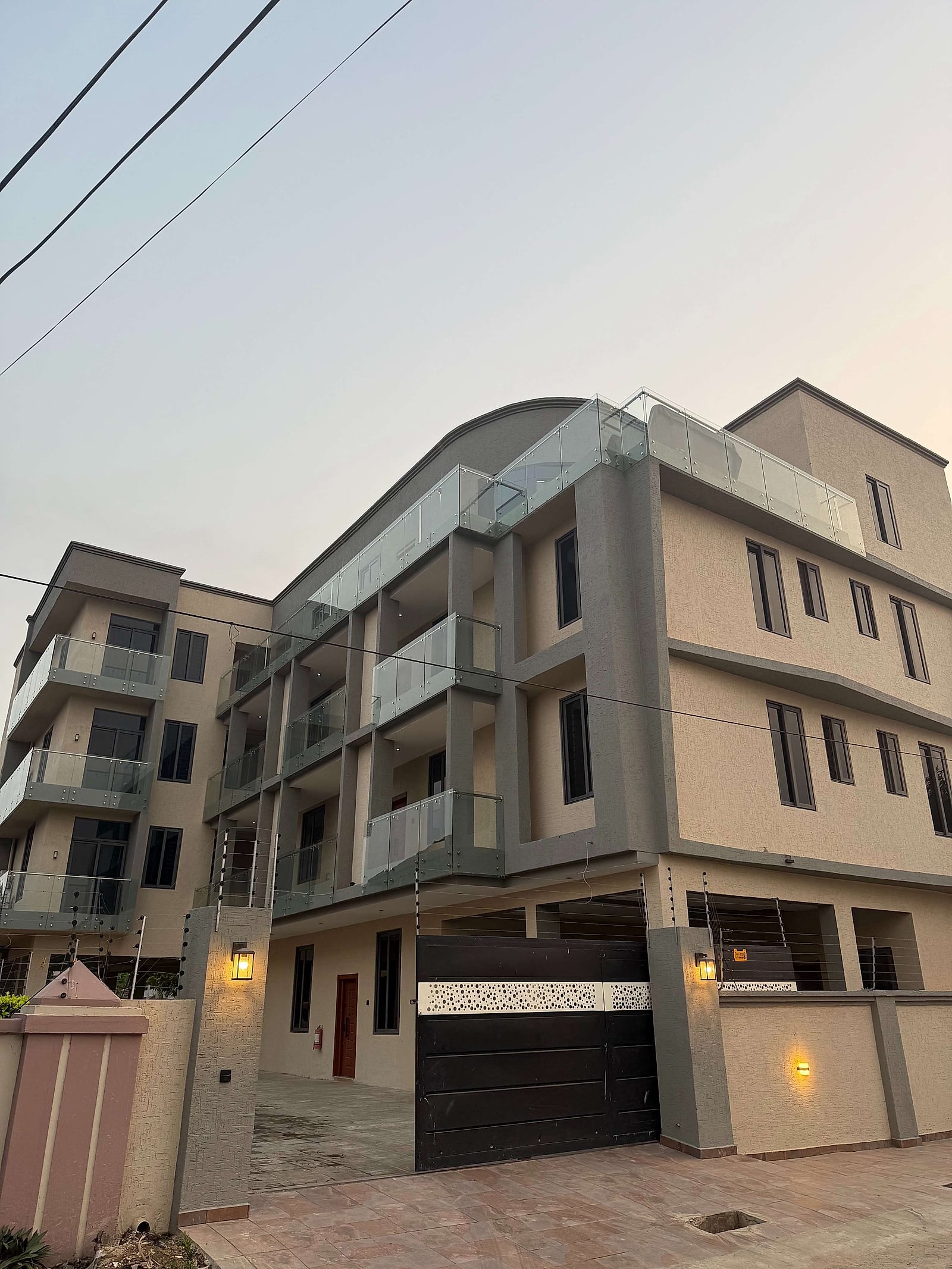 Diz Eden, serviced apartments in East Legon, Accra
